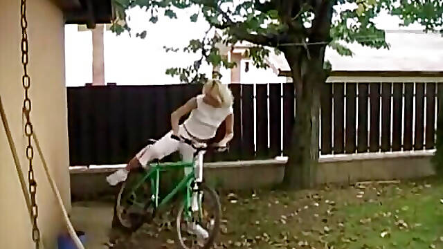 Crazy lesbians 2