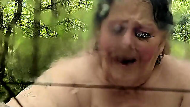 Its Raining Back of Car Brick Dick Pounds Her Hard