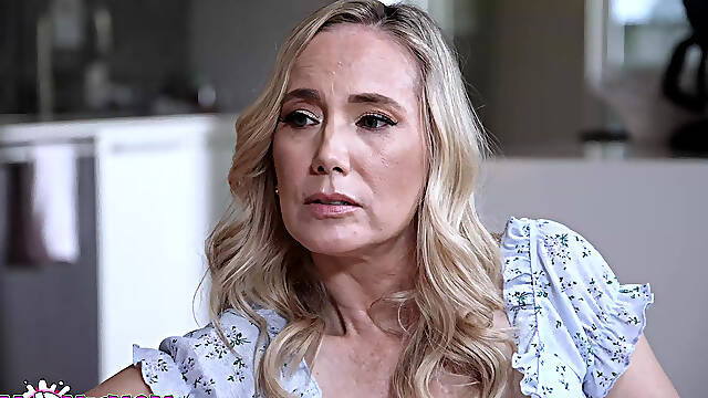 FILL UP MY MOM - Desperate MILF Begs Friend for Anal After Stepson Setup