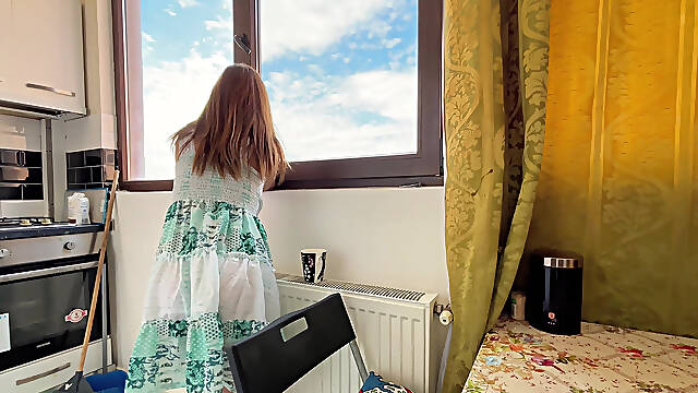Life with Your Gassy Girlfriend: a Day Full of Farts 4K