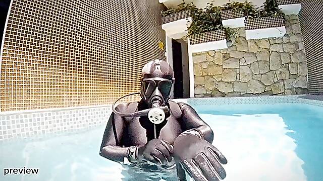 Gas Mask Scuba Girl - Diving Sex