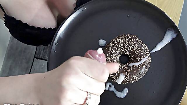 Blowjob and cum eating with doughnut, Mya Quinn