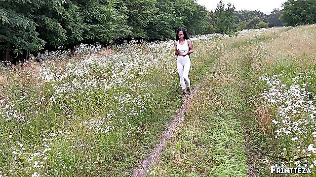 Pickup - Pretty Runner Get Fucked Outdoor