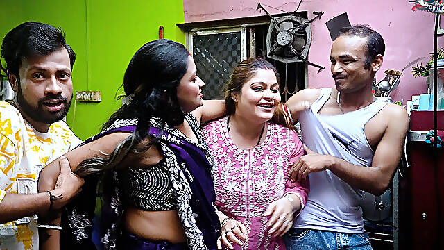 Desi Mallu Bhabhi Hardcore Fuck with Local Debar at Kitchen When She Was Alone at Hoime Full Movie ( Hindi Audio)